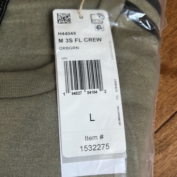 NWT Adidas Men’s Crew Neck Sweatshirt - Picture 7 of 7